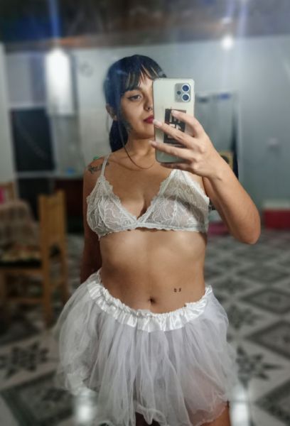 ¡Hola soy Mica nueva en la zona!  Te cuento soy una pendeja super rica y estoy para brindarte el mejor servicio 🔥😋
Voy a hoteles y domicilio..
Espero tu msj para vernos y pasarla muy bien 😉💋
Solo wspp, no atiendo llamadas
