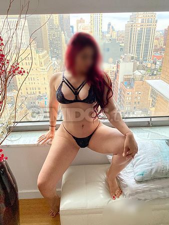 Hola mi amor, me gustaria conocerte y que pasemos un momento delicioso
 I'm a beautiful redhead latina, amazing body, spicy, sexy and naughty.
I like to have fun and have you enjoying the moment
tell me what your desires are, don't hesitate and text me, you won't regret it, let's have a wonderful moment.
I can do incall here.
Also I will do verify with selfie
this is my Snapchat